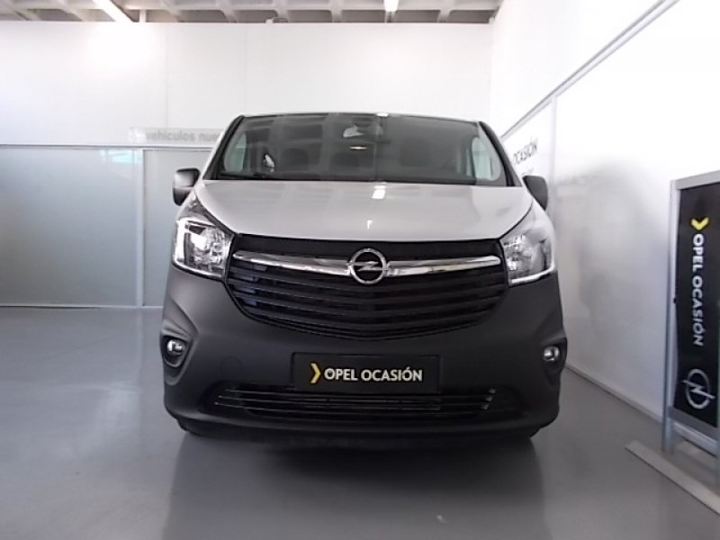 Opel Vivaro 1.6 CDTI S/S 125 CV L2 2.9t Combi-9 - Opel Vivaro 1.6 CDTI S/S 125 CV L2 2.9t Combi-9 -
